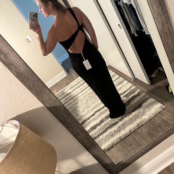 Floor Length Black Selfie Leslie One Shoulder Ruched Dress NWT - Size S - Picture 8 of 8